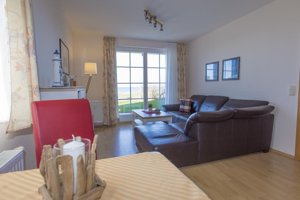 Ferienwohnung Wiek - Haus Meeresblick Wiek auf Rügen Exterior foto