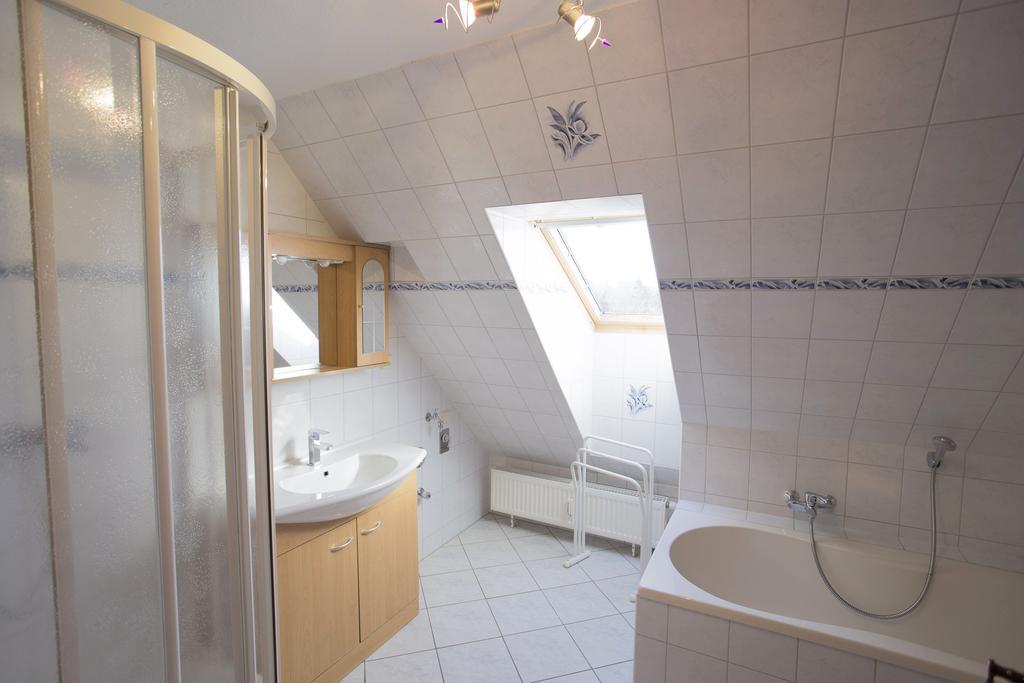 Ferienwohnung Wiek - Haus Meeresblick Wiek auf Rügen Exterior foto